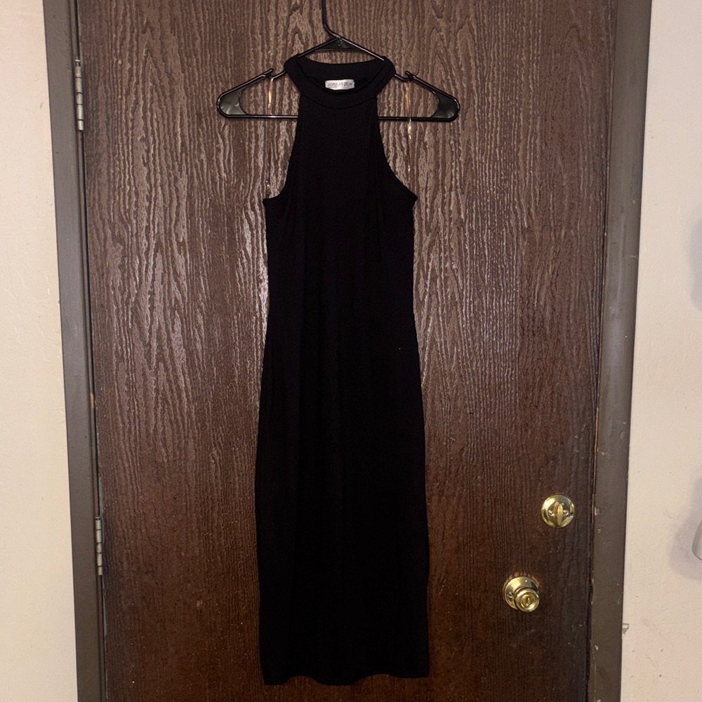 Chic Black Halter Midi Dress